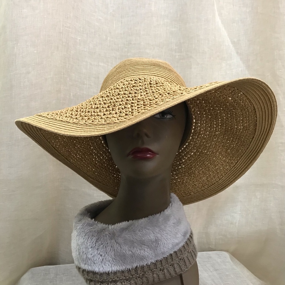 Wide Brim Straw Sun Hat - Tan